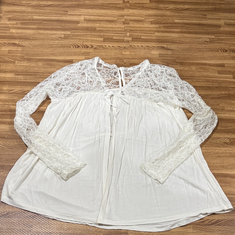 Kenar White Lace Blouse- never worn
